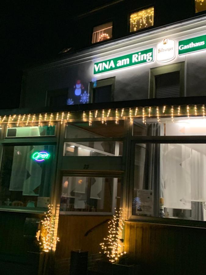Bed and Breakfast Vina Am Ring Mannebach  Екстер'єр фото